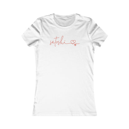 Camiseta ajustada con letras de amor de Satoshi